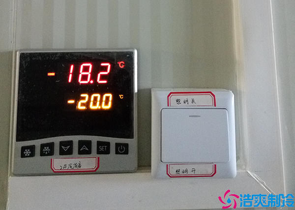 医药冷链保温箱